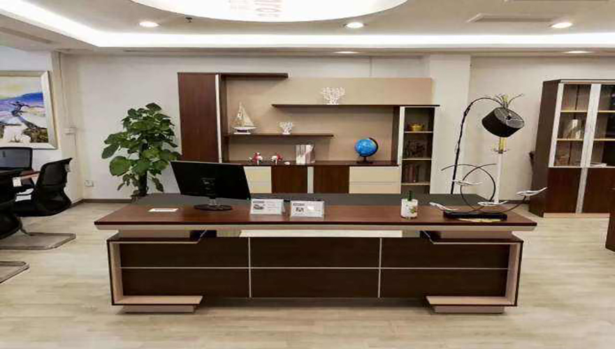 老板辦公桌椅定制如何選擇？-深圳美林辦公家具